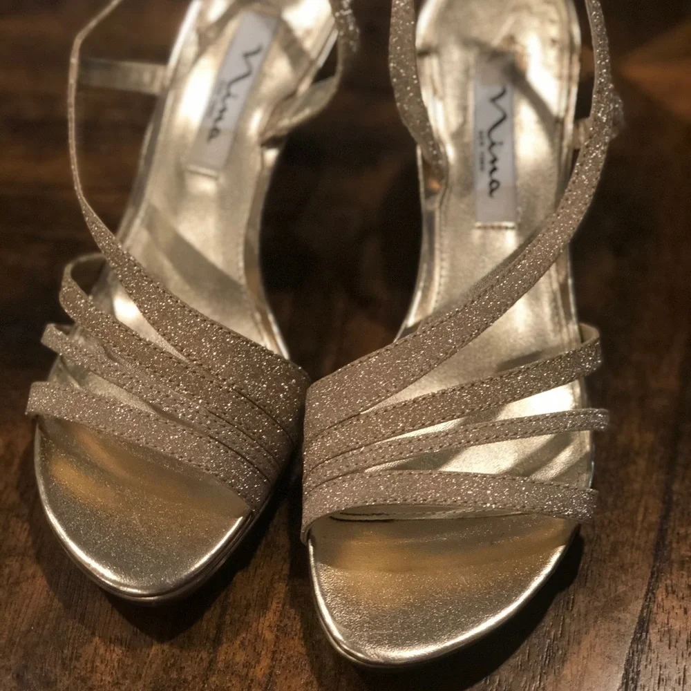 Gold HeelsNina Glittery Back Strap Sz 7.5 Wedding Party Festival Hoco Dance